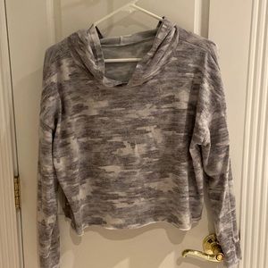 Onzie x Rumble boxing long sleeve camo crop hoodie